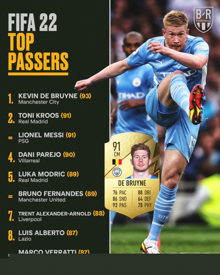 前锋关键时刻破门，球队士气高涨